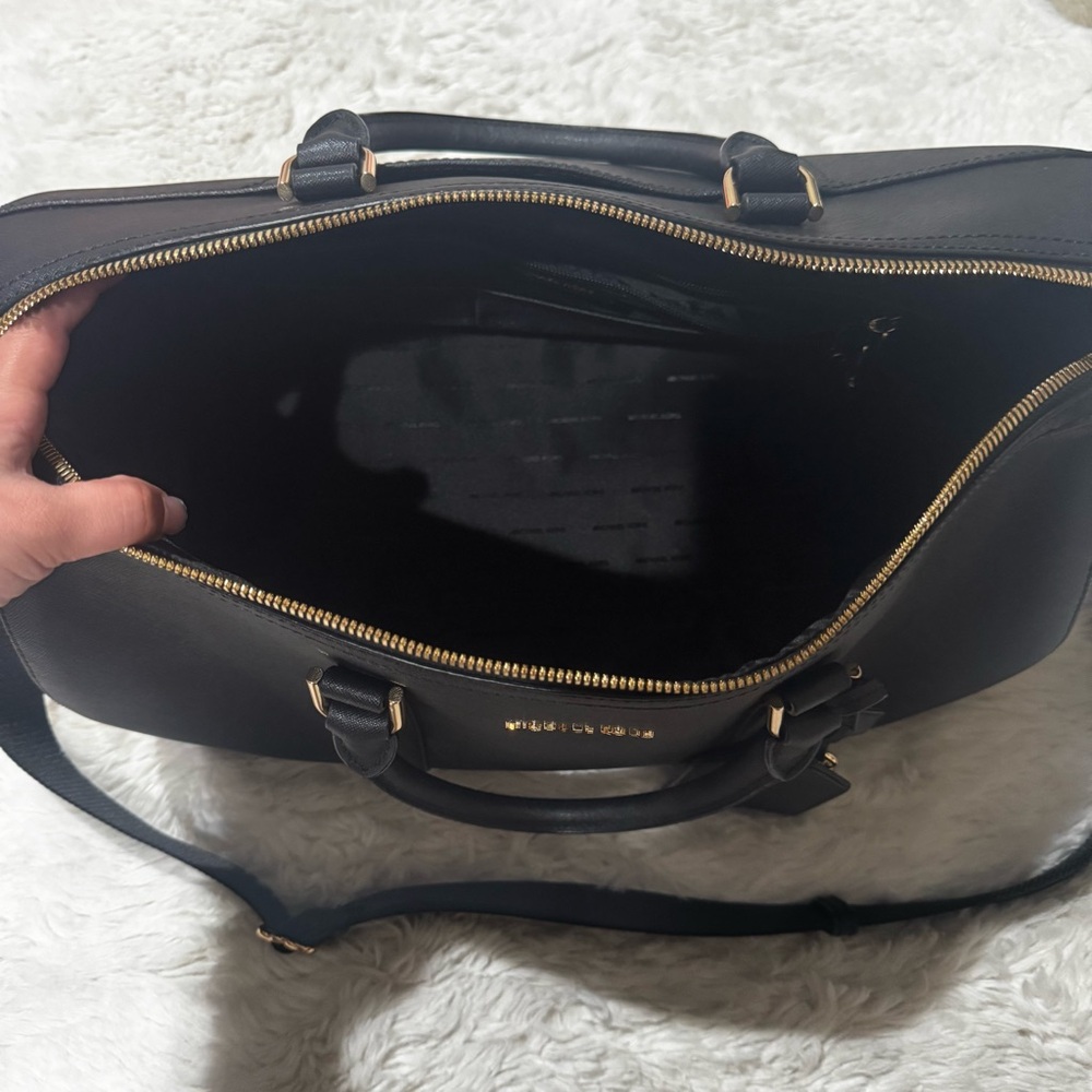 Michael Kors Duffle Bag - Picture 4 of 12
